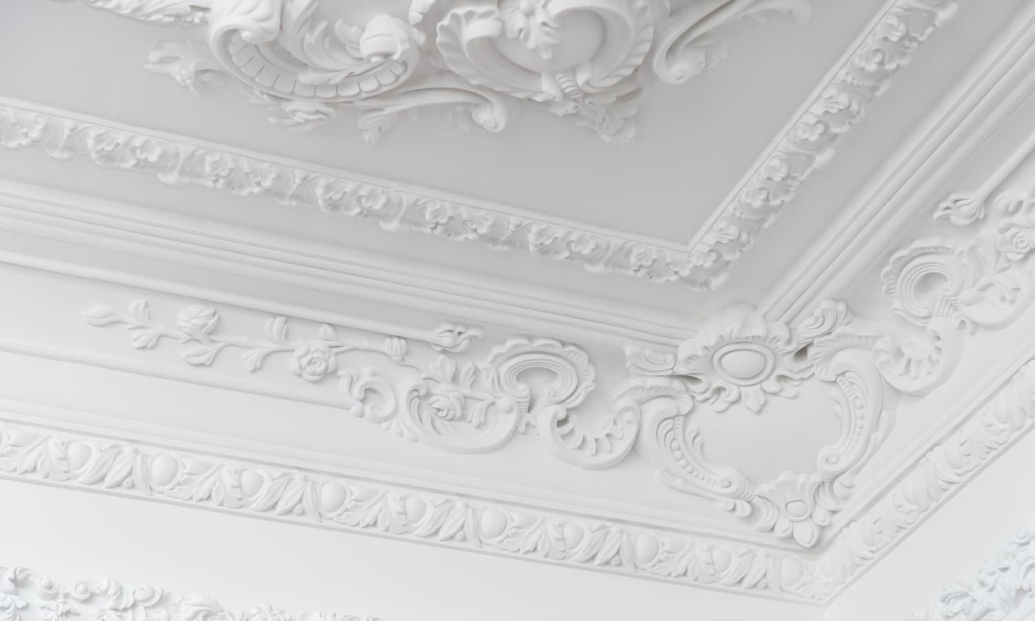 Stuck an einer Decke